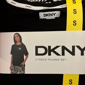 DKNY 2 piece pj set, NWT Size Small